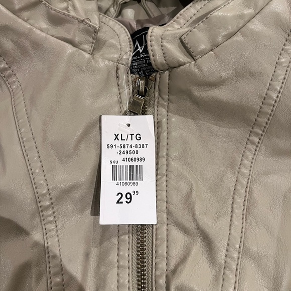 Brand New SWS Beige Leather Jacket - Picture 4 of 6